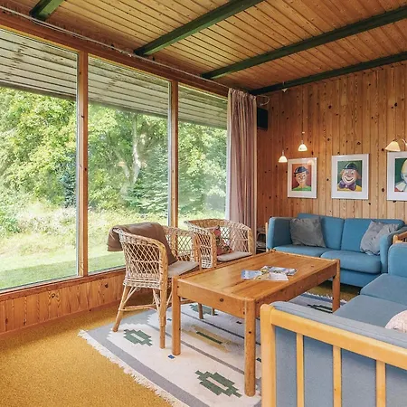 Prázdninový dům 8 Person In Skals-by Traum *